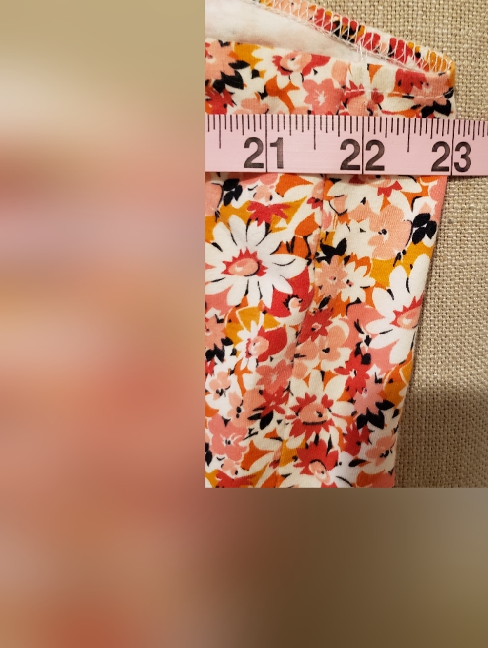 Liz Claiborn Floral Scoop Neck Tank Top in Pink Daisy Print - Picture 10 of 11